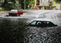 How to Stay Safe While Driving Through a Flash Flood